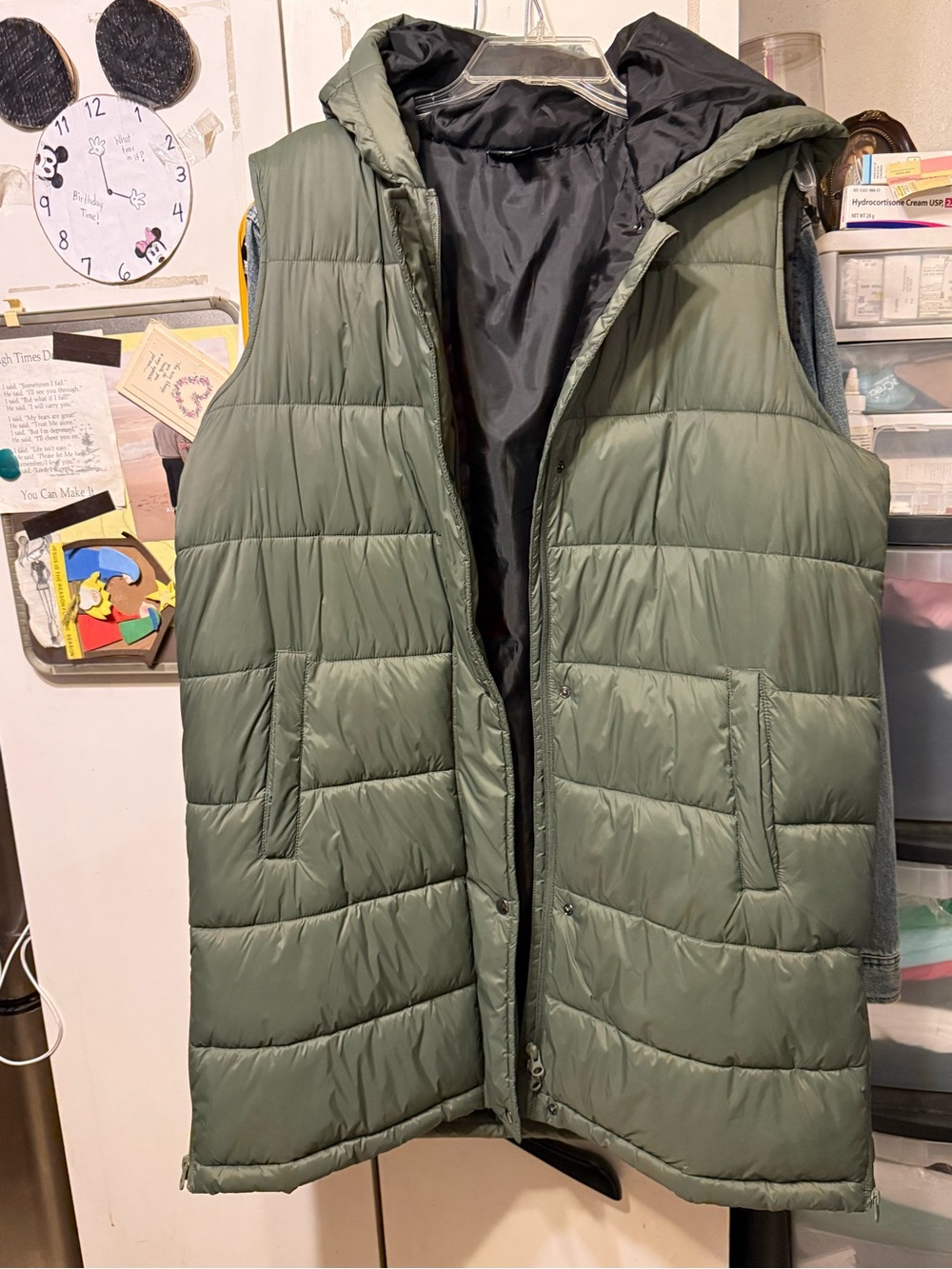 Swiss Tech Olive Green Women’s Hooded Puffer Vest